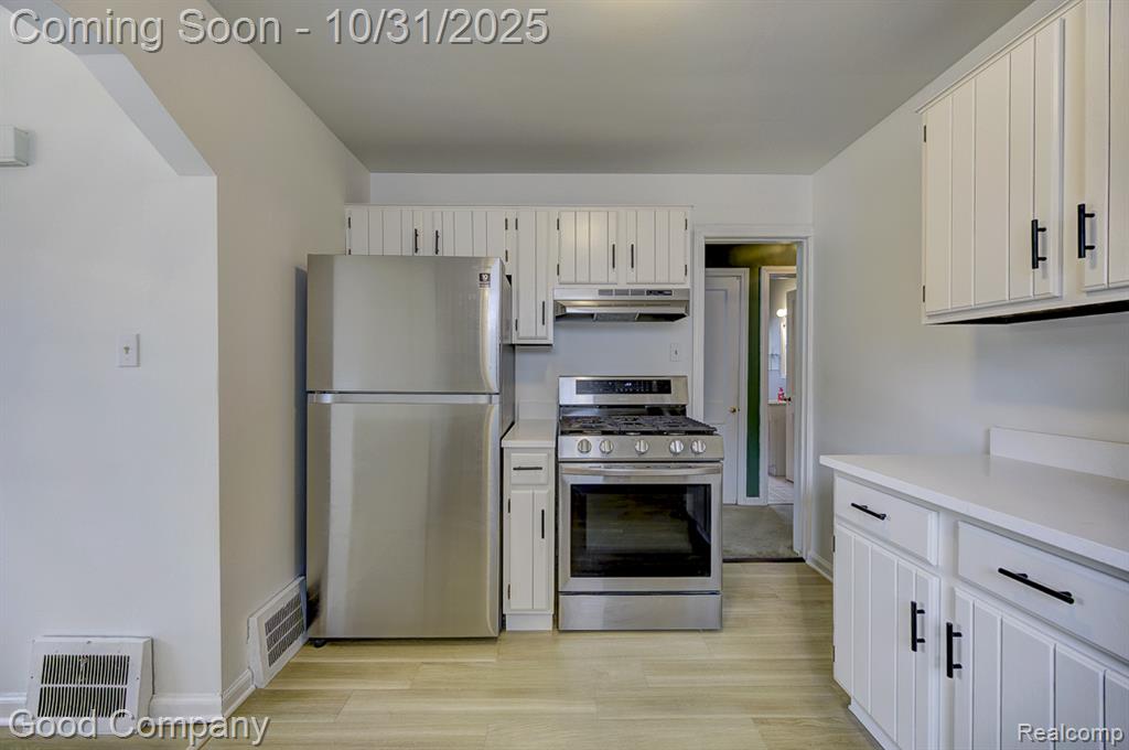 719 N Blair Avenue, Royal Oak, MI 48067 — Photo 17