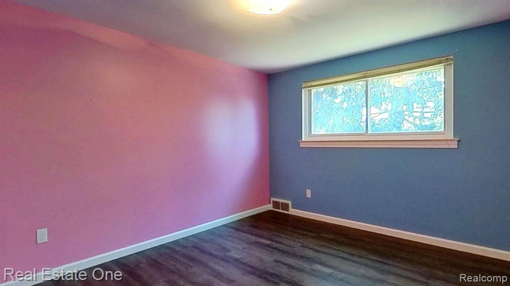 41744 Mae Wood Drive, Sterling Heights, MI 48313 — Photo 42