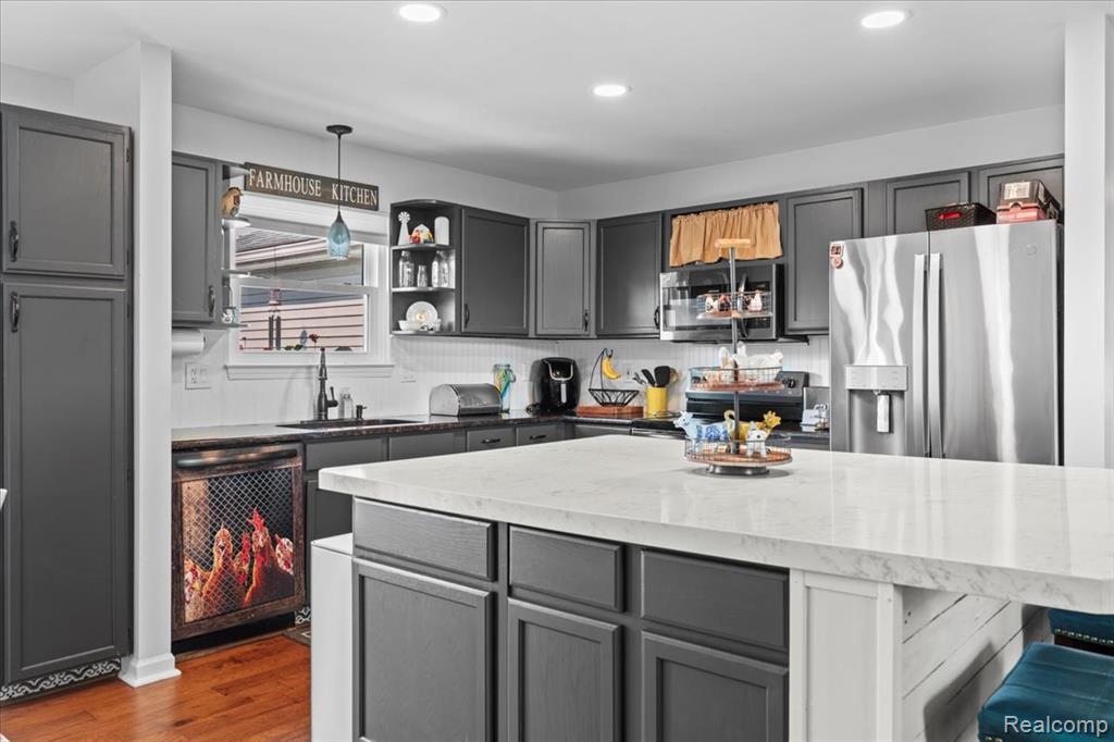 9327 Huron Park Drive, Brighton, MI 48116 — Photo 10