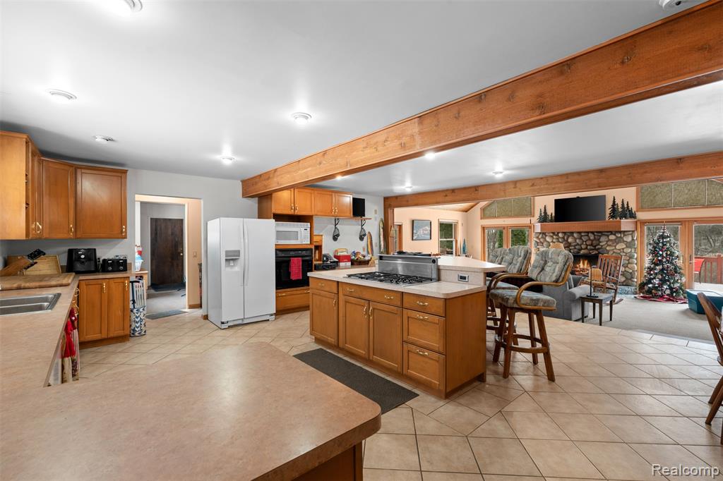 9130 Bayfield Lane, Brighton, MI 48116 — Photo 11