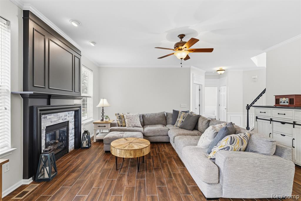 6323 Moonstone Drive, Grand Blanc, MI 48439 — Photo 21