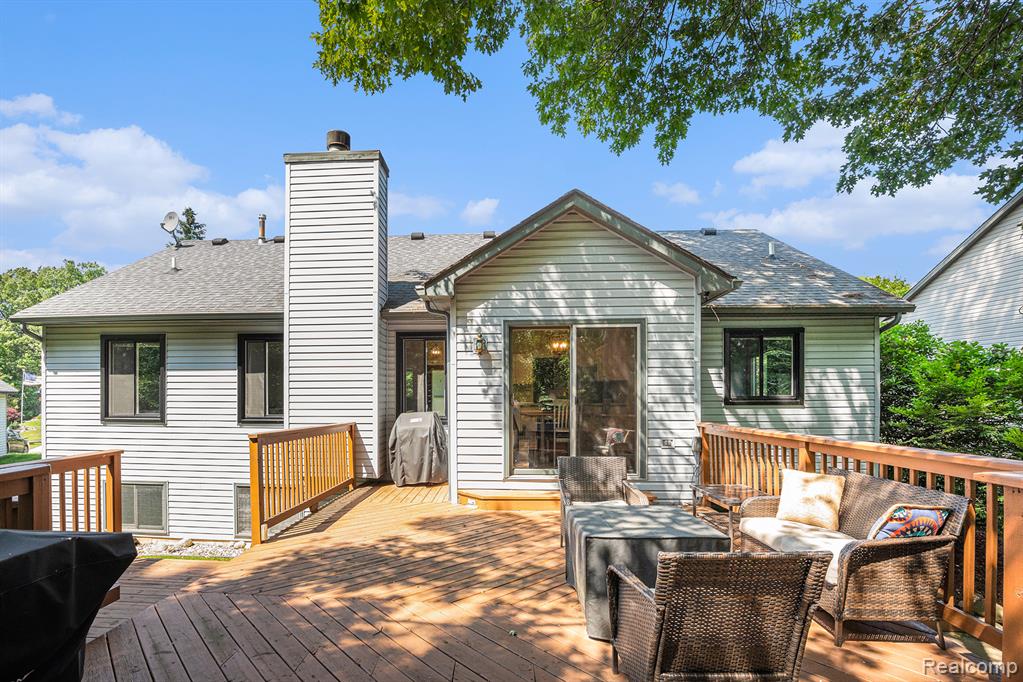 7907 Hoffman Drive, Waterford, MI 48327 — Photo 21