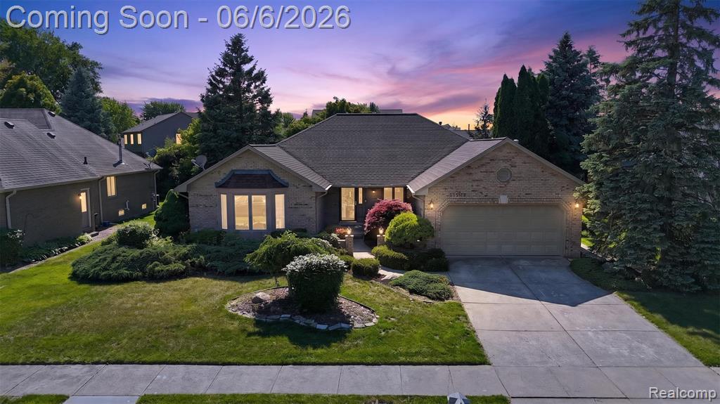 41599 Red Oak Drive, Sterling Heights, MI 48314 — Photo 2