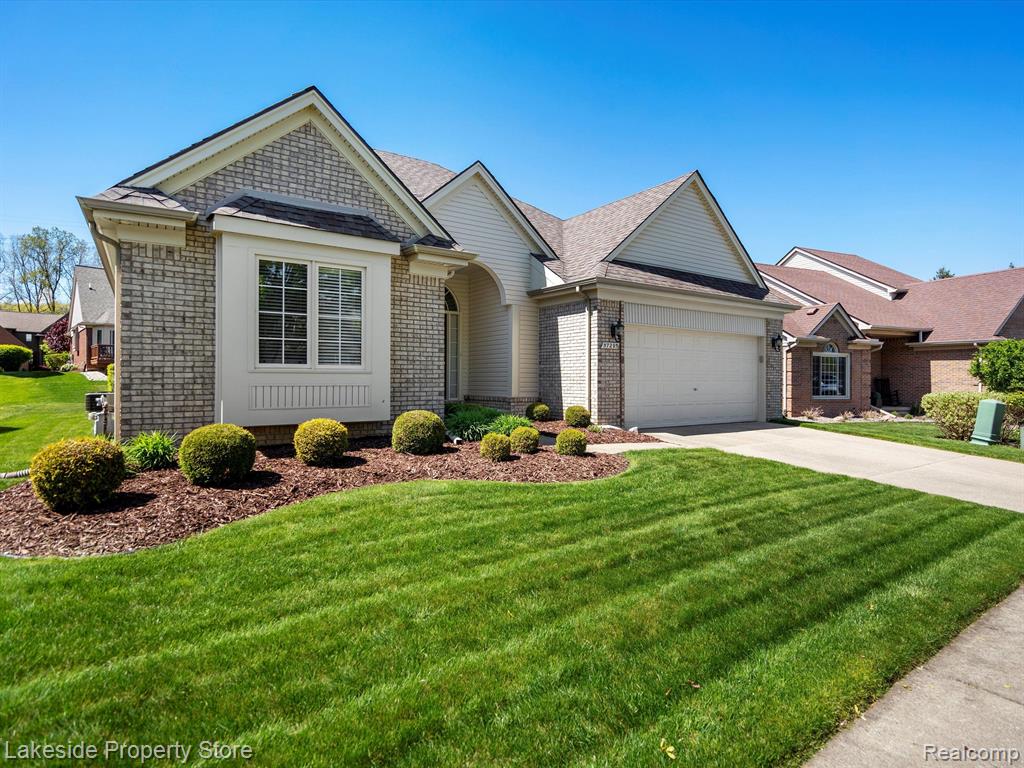 57295 WARWICK Drive, Washington, MI — Photo 3