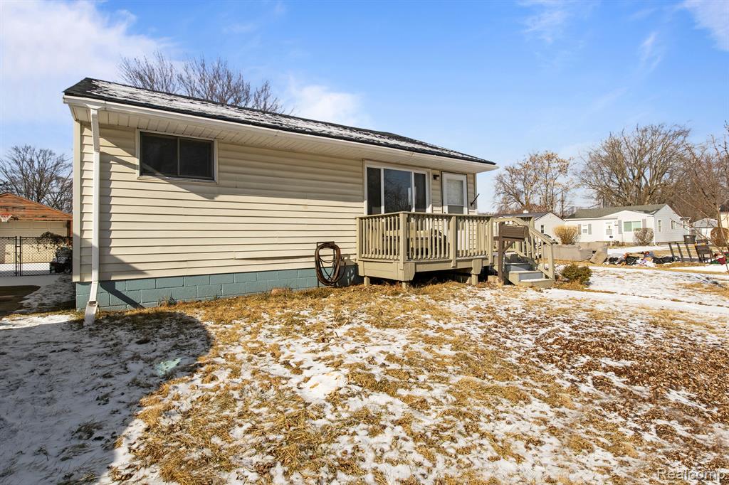 8208 OAK Street, Taylor, MI — Photo 2