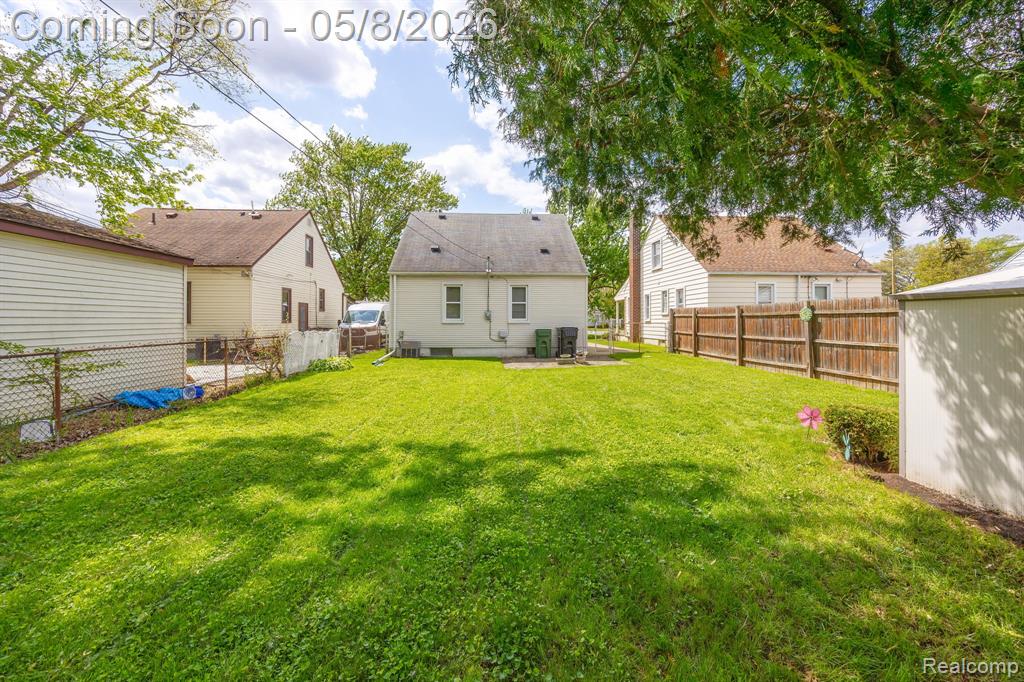 6785 Pelham Road, Allen Park, MI 48101 — Photo 7