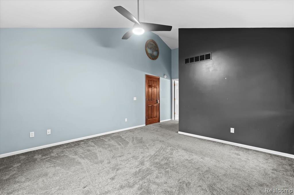 8477 Mist Field Court, Howell, MI 48843 — Photo 18