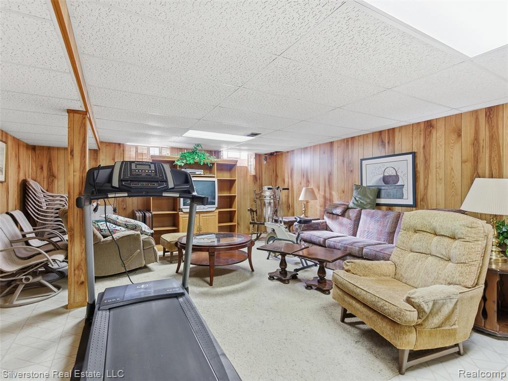 6766 Vernmoor Drive, Troy, MI 48098 — Photo 35