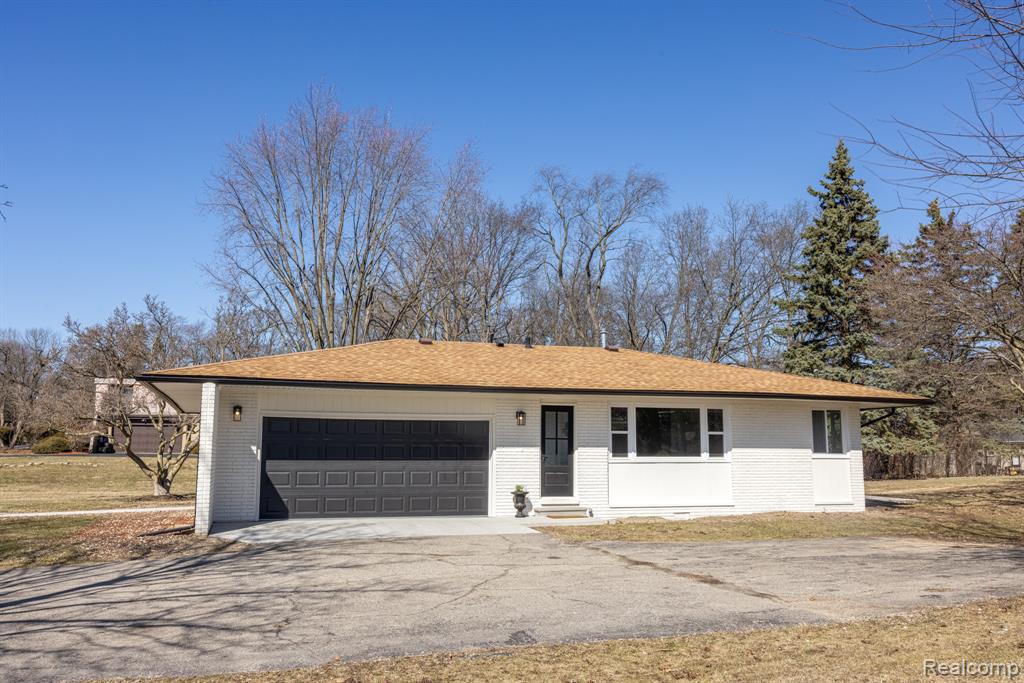 1661 Winthrop Road, Bloomfield Hills, MI 48302 — Photo 4