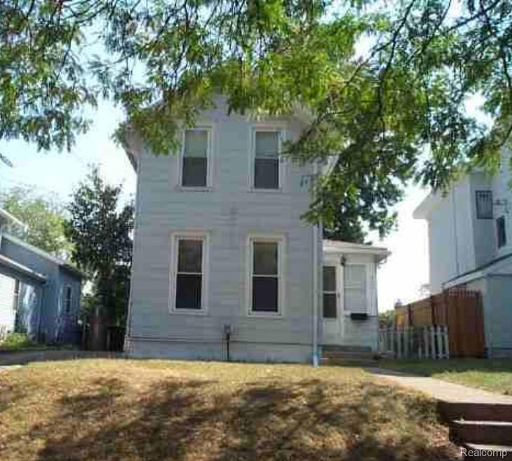 513 N Waterloo Street, Jackson, MI 49201 — front exterior