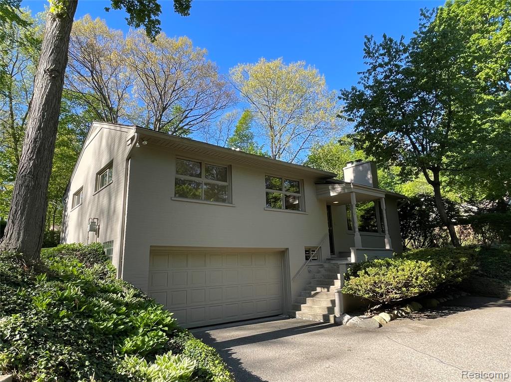 46151 Bloomcrest Drive, Northville, MI 48167 — Photo 38