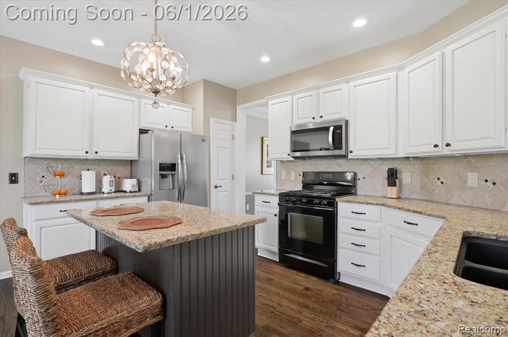 48606 Greenwich Circle, Canton, MI 48188 — Photo 16