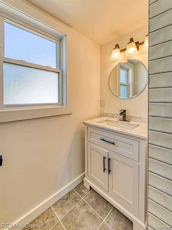 9509 Main Street, Whitmore Lake, MI 48189 — Photo 20