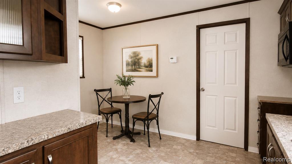 13318 Dixie Highway, 174, Holly, MI 48442 — Photo 4