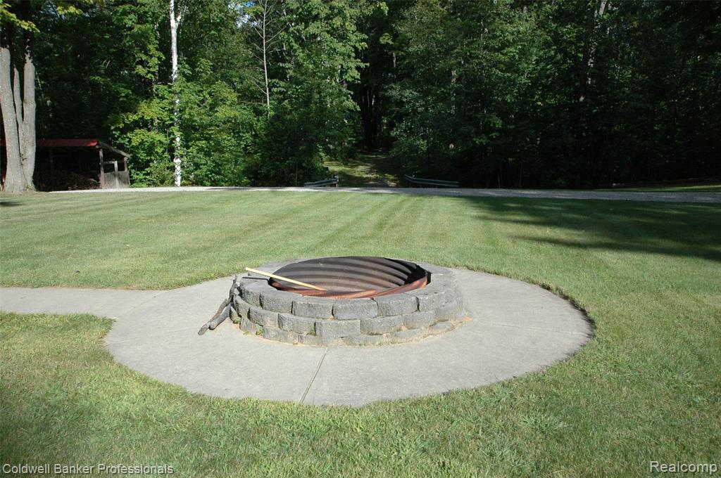 4266 River Drive NE, Gladwin, MI 48610 — Photo 16
