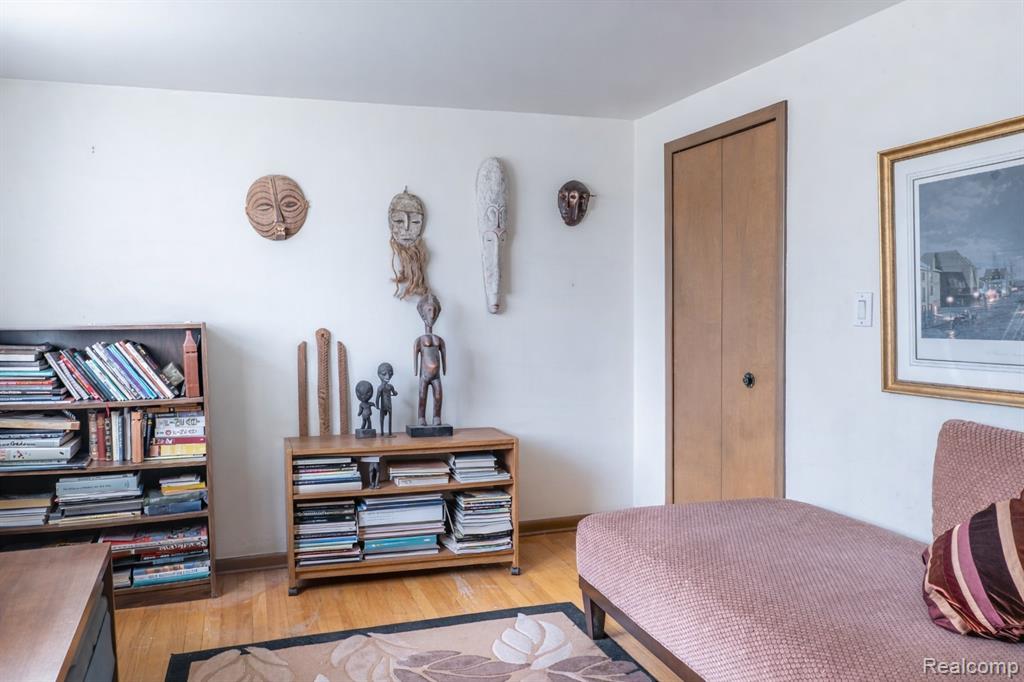 8362 Sunburst, Center Line, MI 48015 — Photo 42