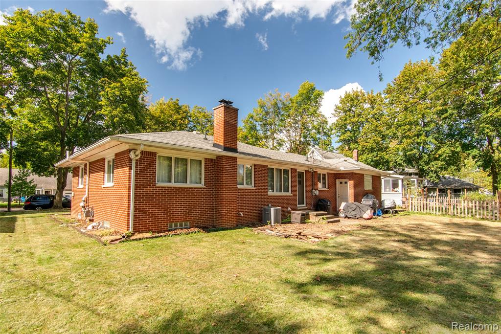 522 McKinley Street, Chelsea, MI 48118 — Photo 19