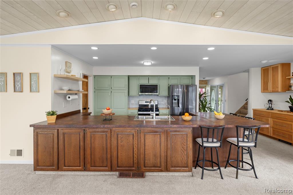 38027 Mallast Street, Harrison Township, MI — Photo 12