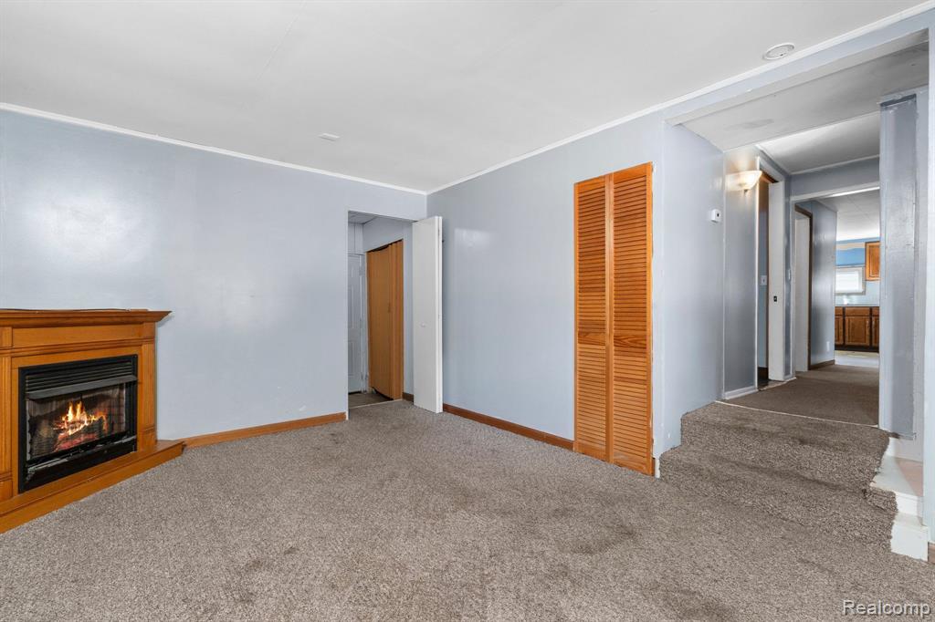 917 LOWELL Avenue, Jackson, MI 49202 — Photo 12