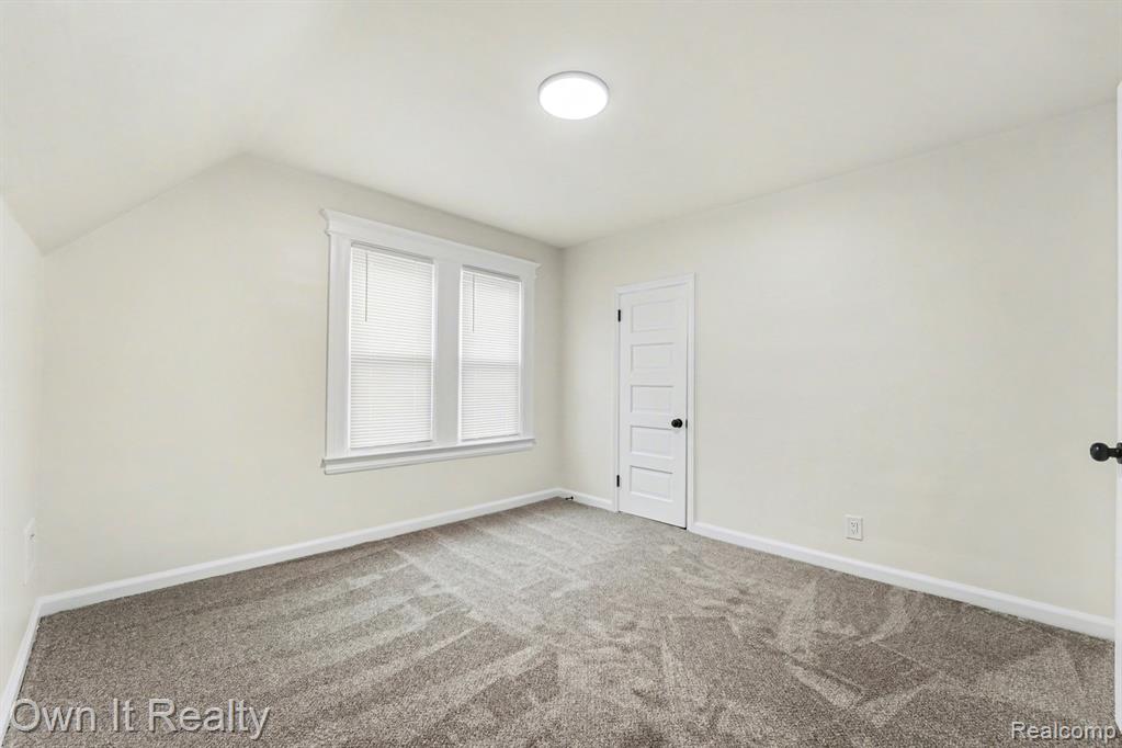168 Kerby Road, Grosse Pointe Farms, MI 48236 — Photo 18