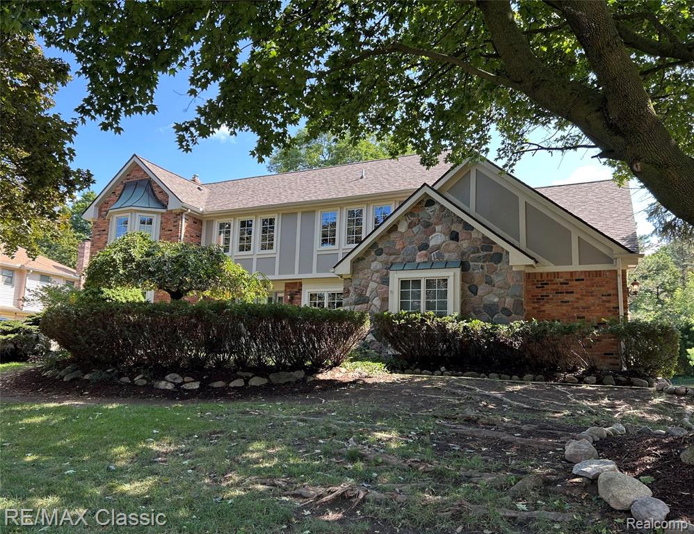 20540 Woodcreek Boulevard, Northville, MI 48167 — front exterior
