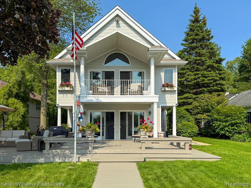6847 Alden Drive, West Bloomfield, MI 48324 — front exterior