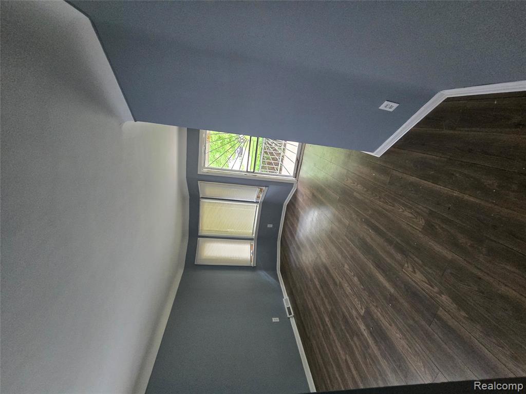 7683 Greenview Avenue, Detroit, MI 48228 — Photo 5