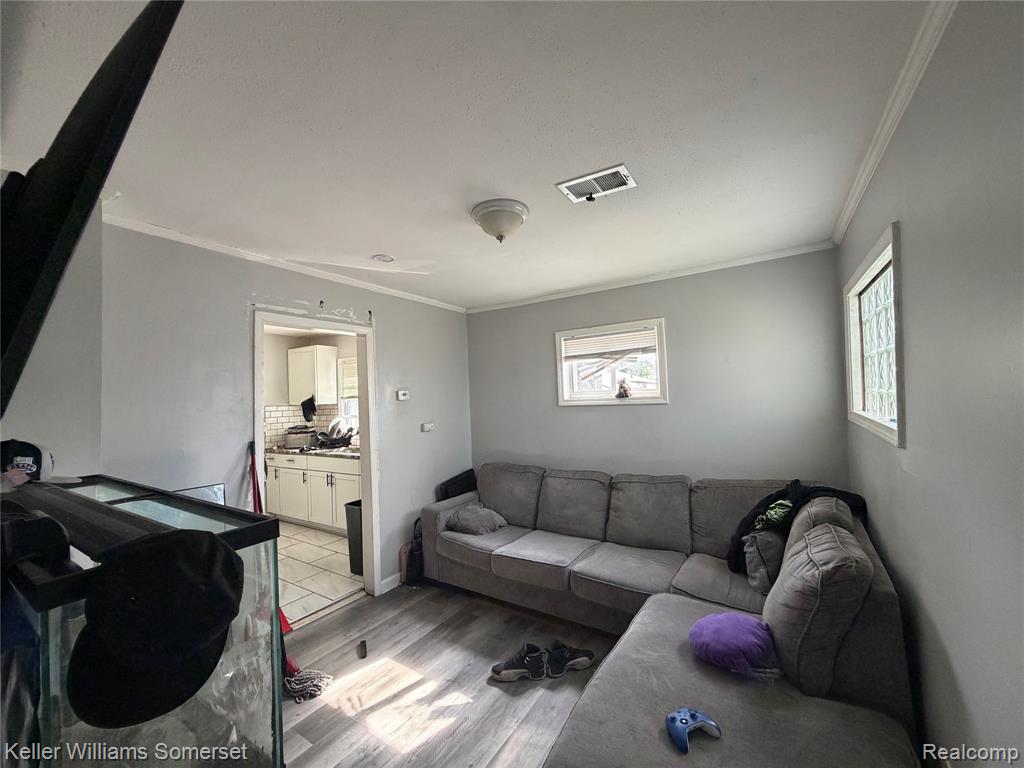 8499 Chapp Avenue, Warren, MI 48089 — Photo 5