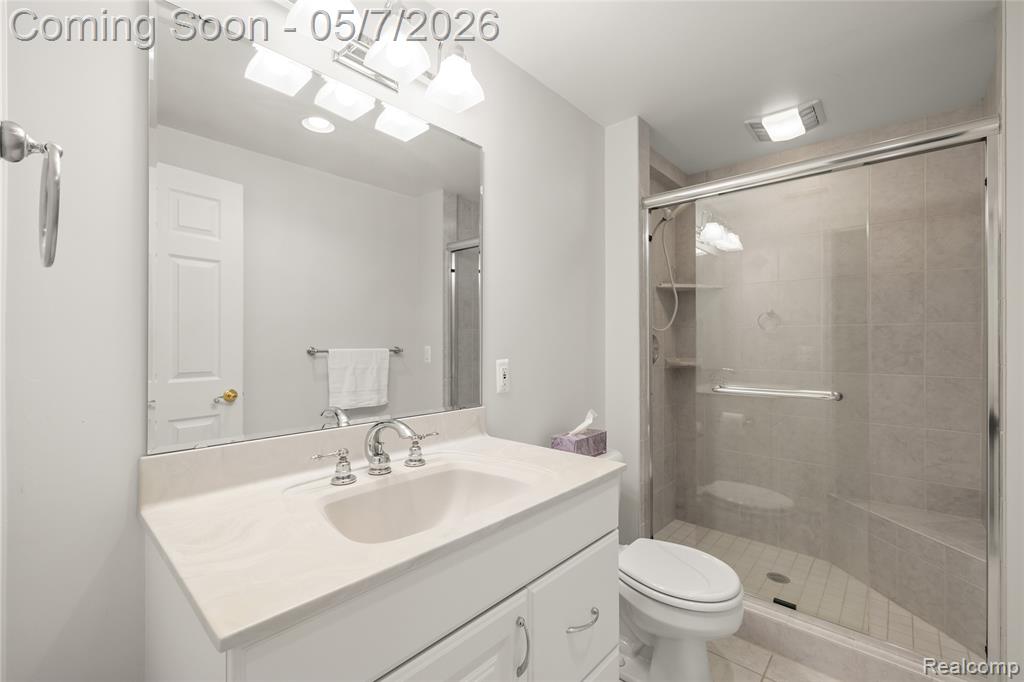 9124 Countrywood Drive, Plymouth, MI 48170 — Photo 31