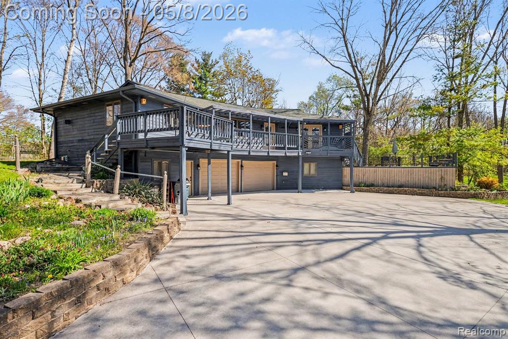 9277 Graytrax Road, Grand Blanc, MI 48439 — front exterior