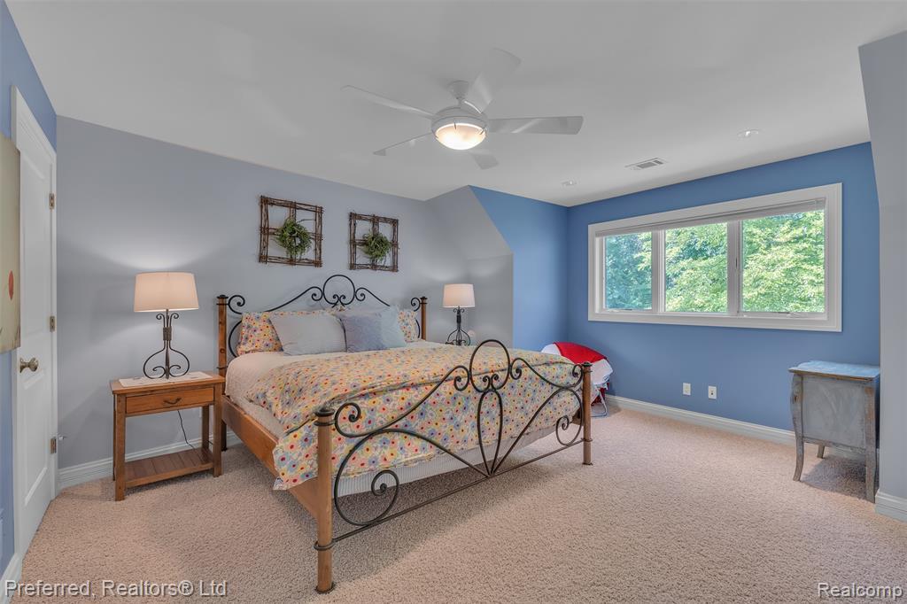 12196 Woodline Drive, Fenton, MI 48430 — Photo 55