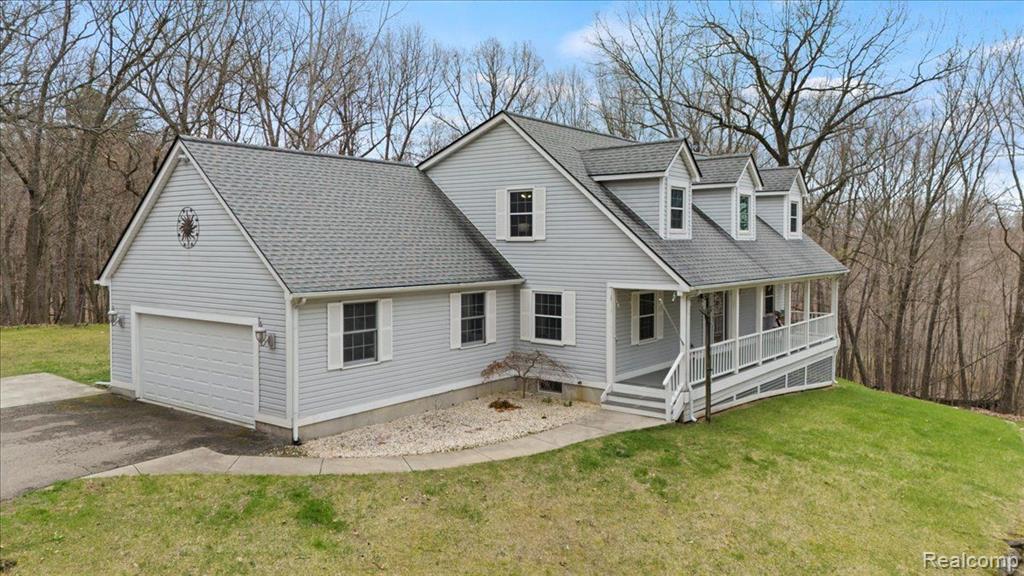 845 Rowlinson Lane, Ortonville, MI 48462 — Photo 3