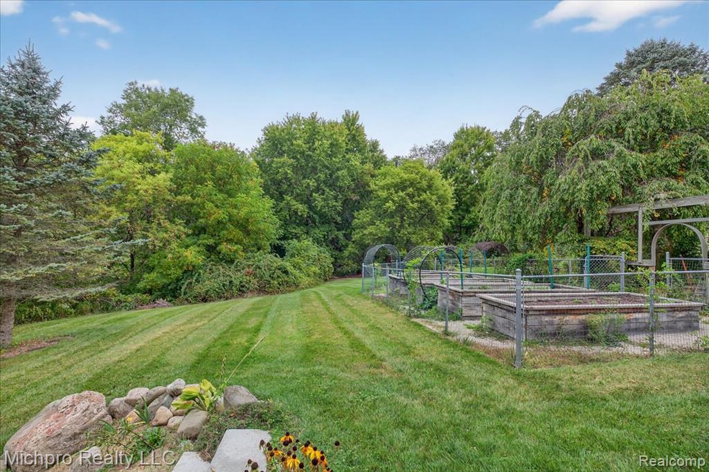 4932 Grange Hall Road, Holly, MI 48442 — Photo 55