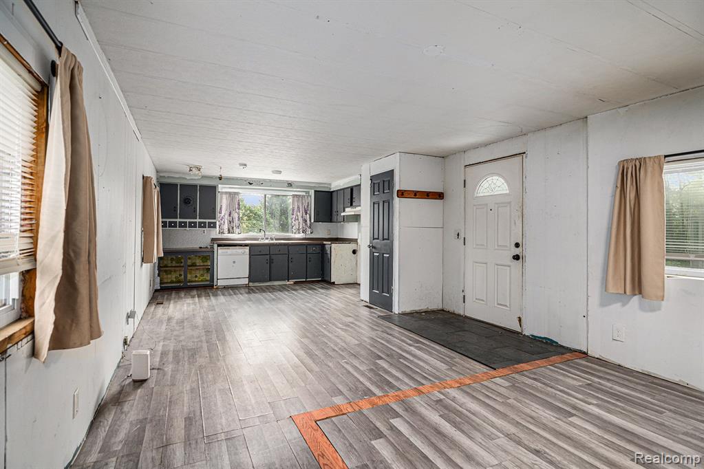 4317 N HILL Drive, Holly, MI 48442 — Photo 3