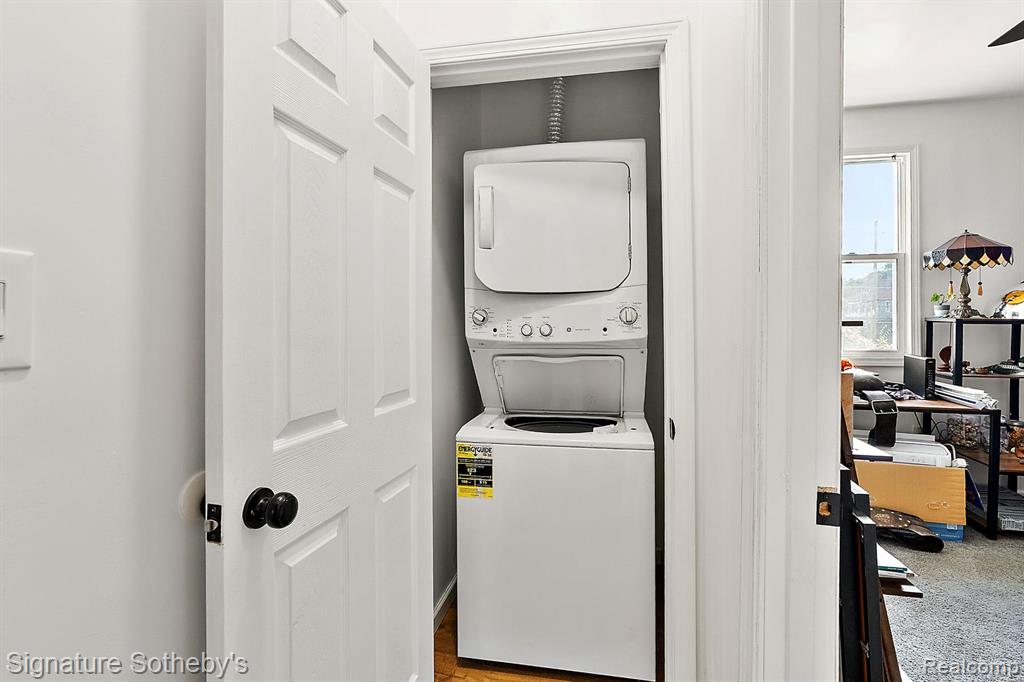 2571 Townsend Street, Detroit, MI 48214 — Photo 21