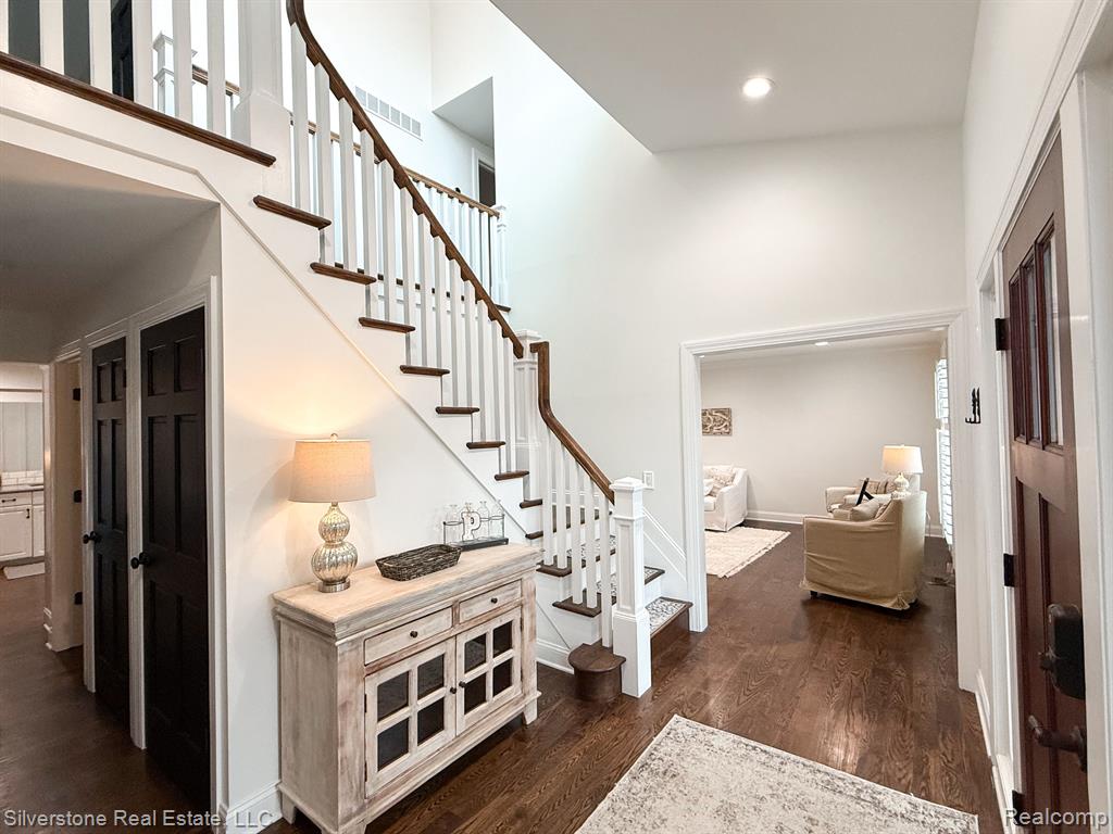 8085 DEERWOOD Road, Clarkston, MI 48348 — Photo 4