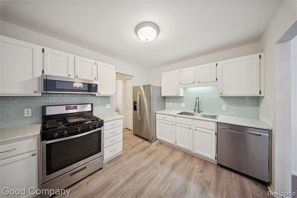 9200 North Drive, Saint Clair Shores, MI 48082 — Photo 7