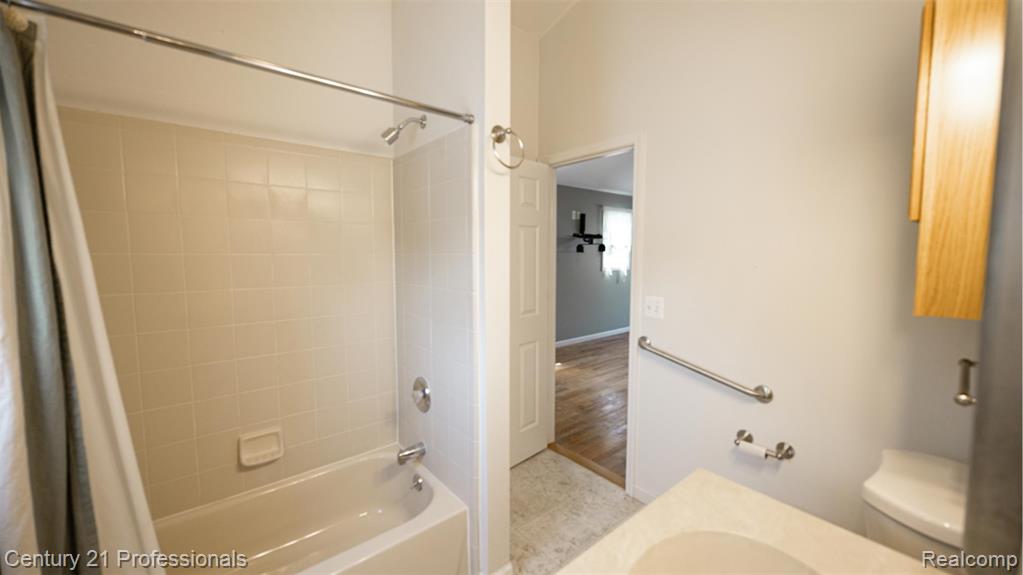 516 Renshaw Street, Rochester, MI 48307 — Photo 25