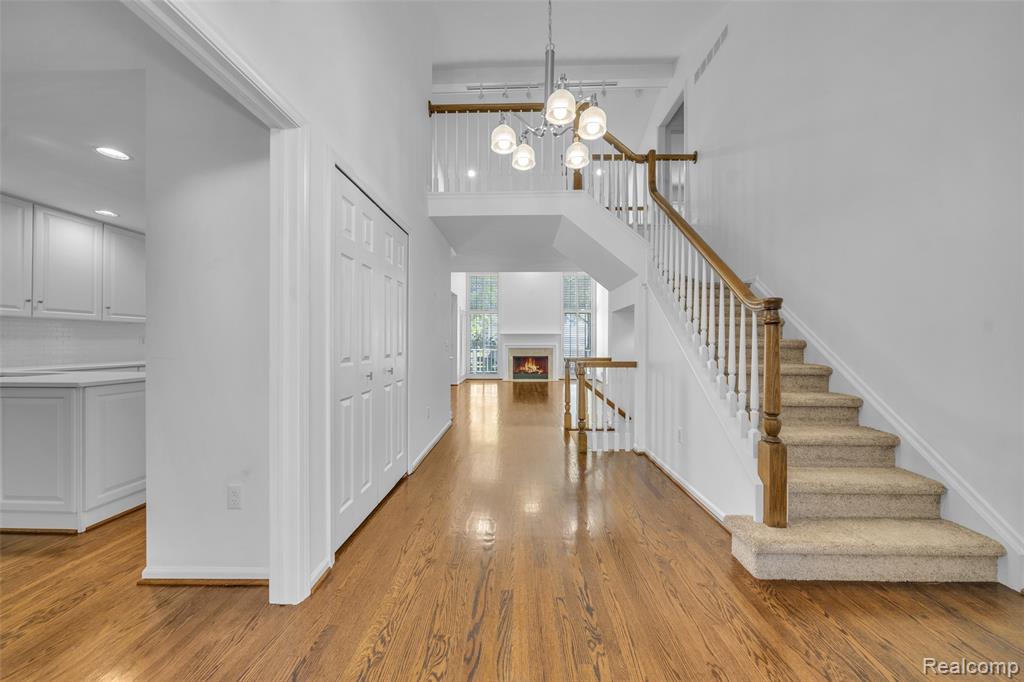 881 Tartan Trail, Bloomfield Hills, MI 48304 — Photo 3
