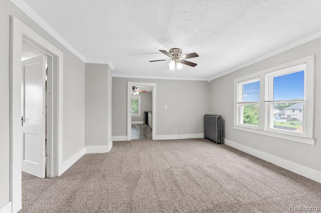 922 Maple, Wyandotte, MI 48192 — Photo 16
