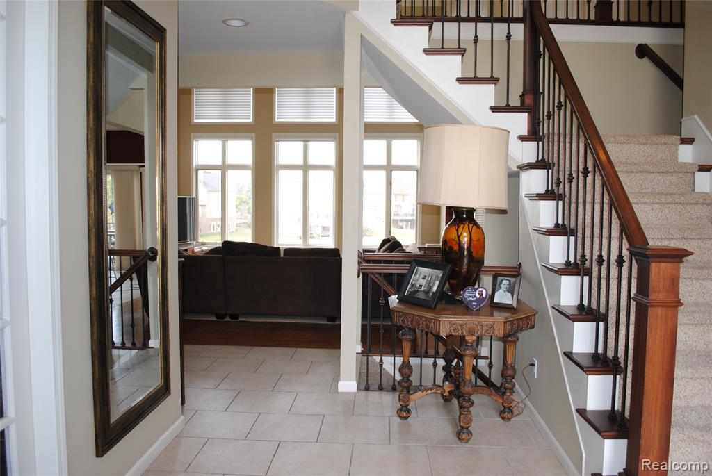 1271 Tulberry Circle, Rochester, MI 48306 — Photo 15