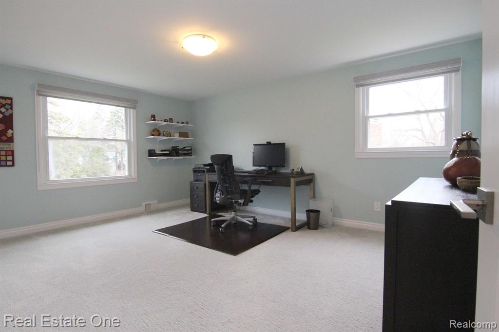 6749 ALDERLEY Way, West Bloomfield, MI — Photo 19