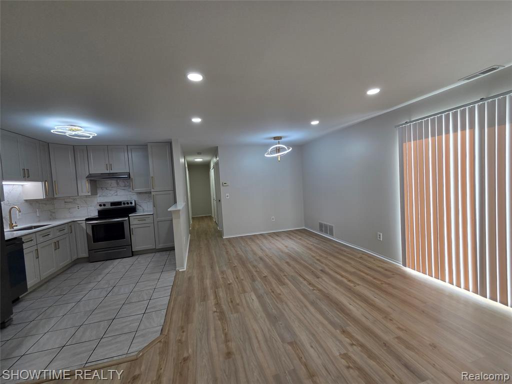 43441 Cape Drive, Sterling Heights, MI 48313 — Photo 3