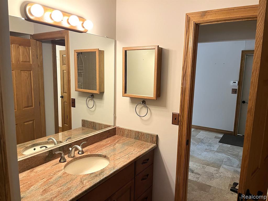 55799 SHELBY Road, Shelby Twp, MI 48316 — Photo 14