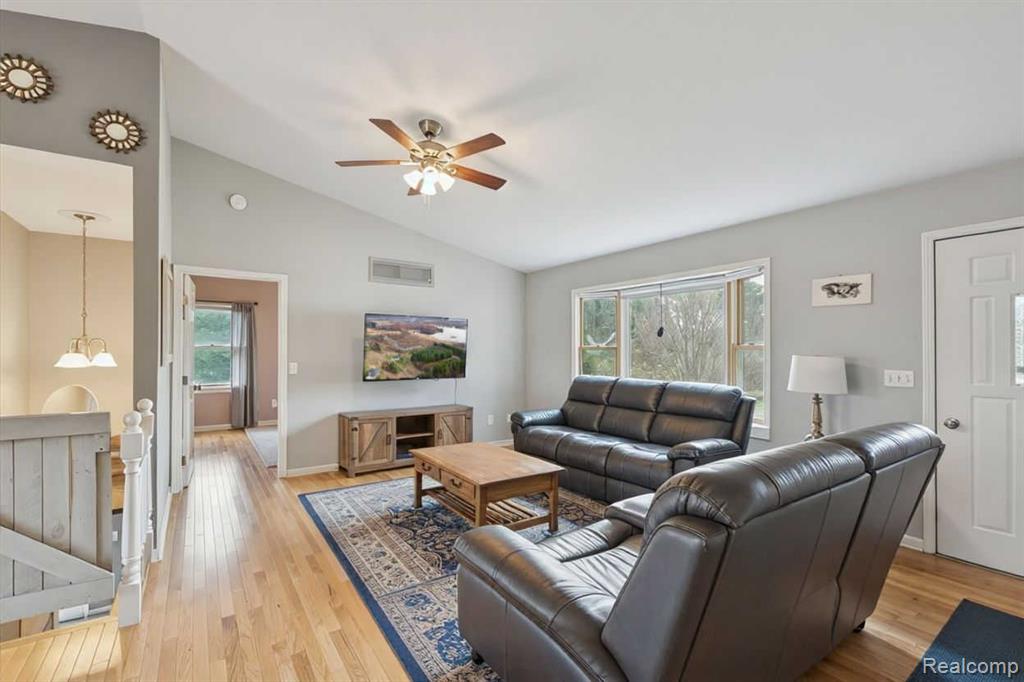 4121 Cedar Lake Road, Howell, MI 48843 — Photo 12