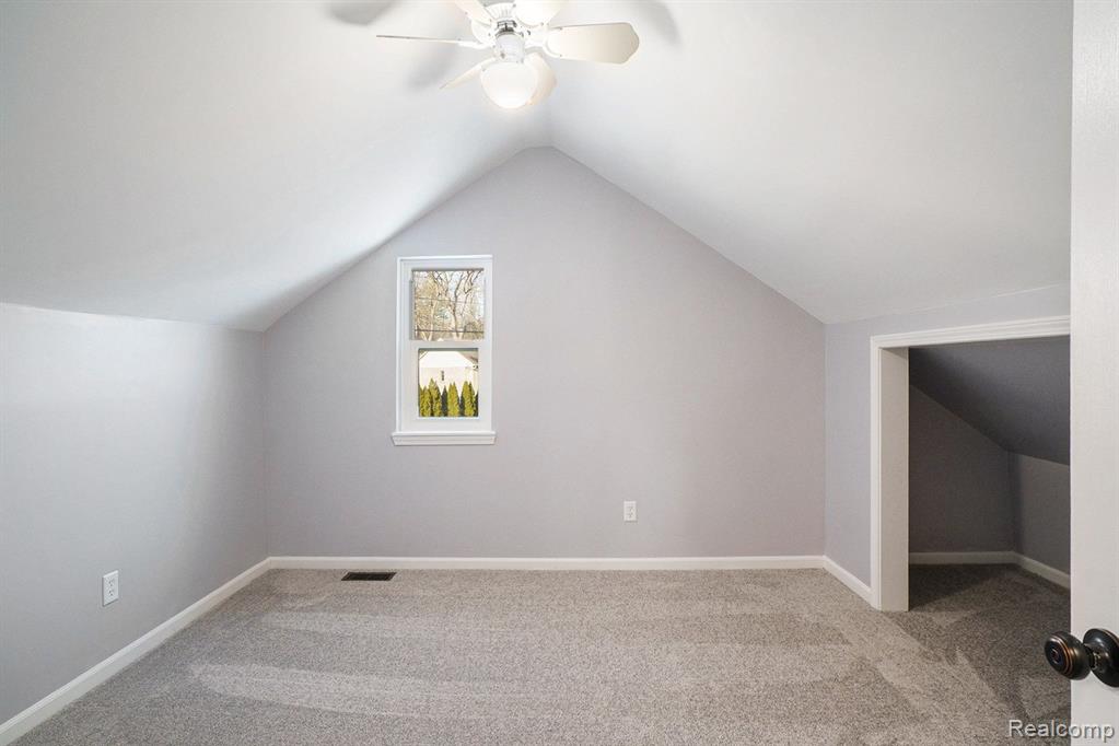 5810 ROCKCROFT Boulevard, Clarkston, MI — Photo 15