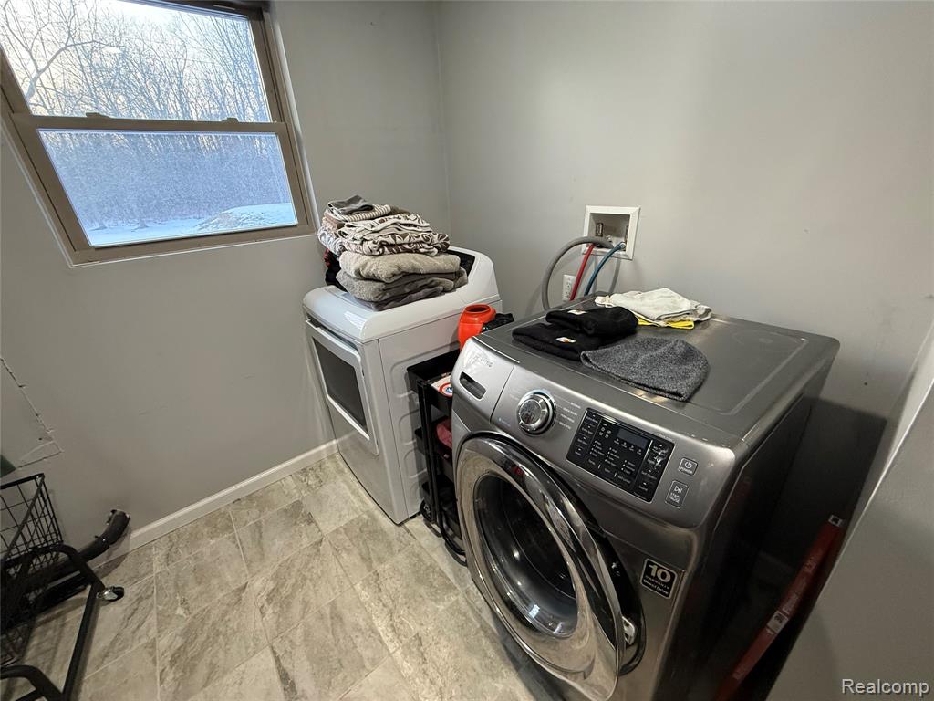 26020 Martinsville Road, Belleville, MI 48111 — Photo 39