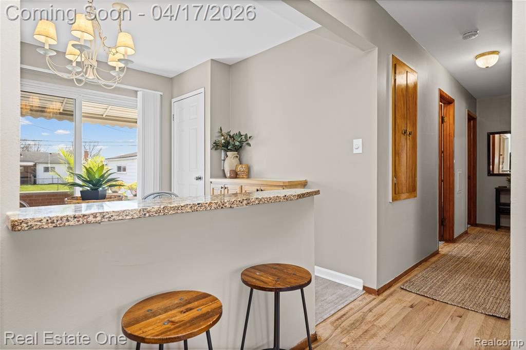 4656 Buckingham Drive, Warren, MI 48092 — Photo 18