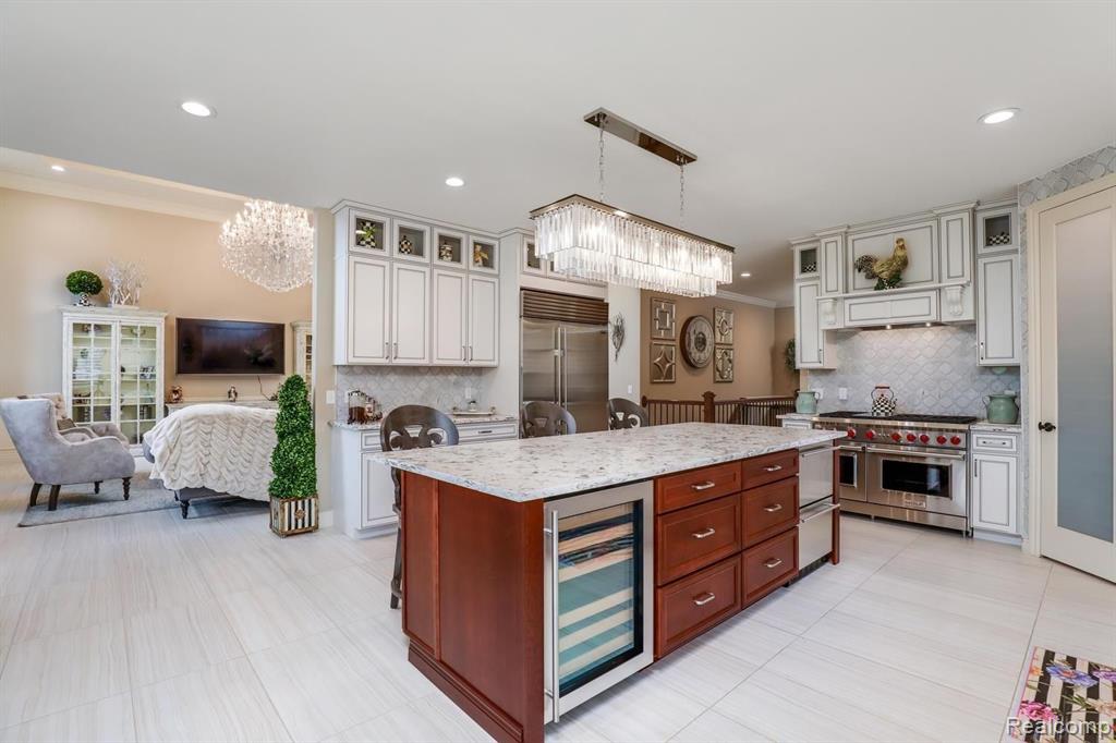 3960 HARVEST CREEK Court, Rochester, MI 48306 — Photo 14