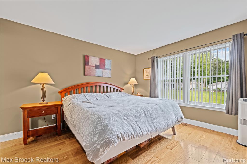 7512 Lake Street, Dexter, MI 48130 — Photo 10